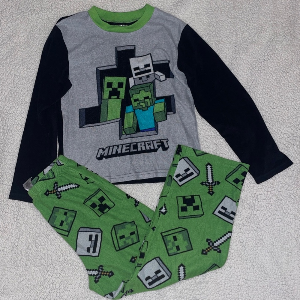 MINECRAFT Boys Pajama 2 pc Size L (10) Creeper Zombie Long Sleeve Fleece Winter